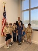 Mayor Tony Perry and Lincroft Pack 210