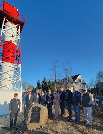 Group photo in front of Conover Beacon