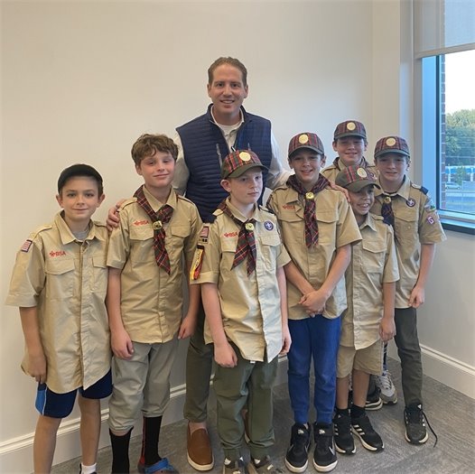 Mayor Perry and Cub Scout Pack 205